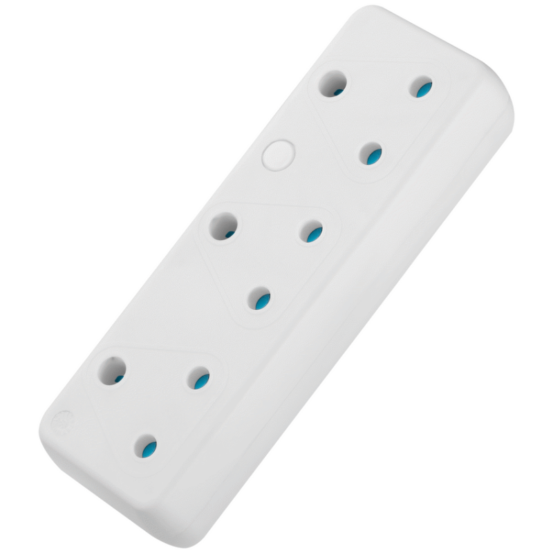 Switched 3-Way 16a Adaptor