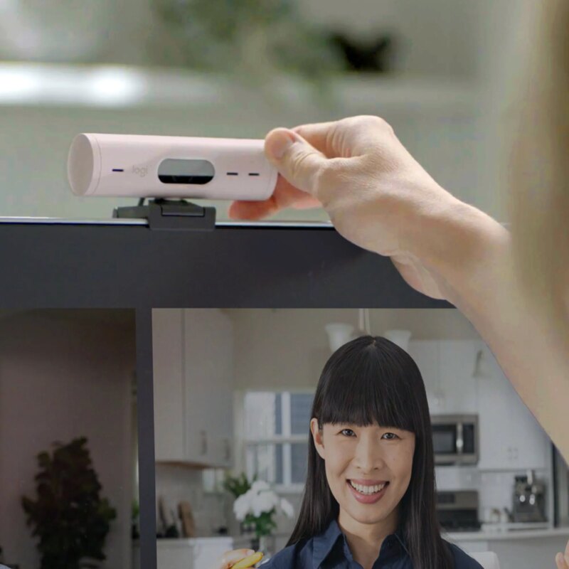 Logitech Brio 500 FULL HD 1080P Webcam With Light Correction Rose